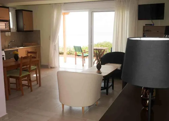 Διαμέρισμα Aegean View Λουτράκι